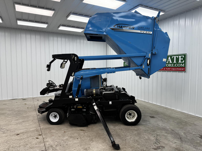Harper-TV30-Turf-Vacuum-Sweeper-10-800×600-1