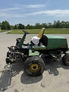 John Deere 3215A