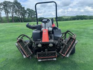 2015 Jacobsen LF570 4WD