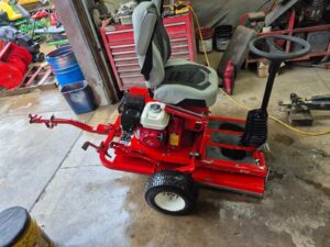 2015 Toro 1240 greens roller