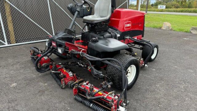 IMG_6242-used-Toro-5210-Reelmaster-Fairway-mower-for-sale-800×600-1