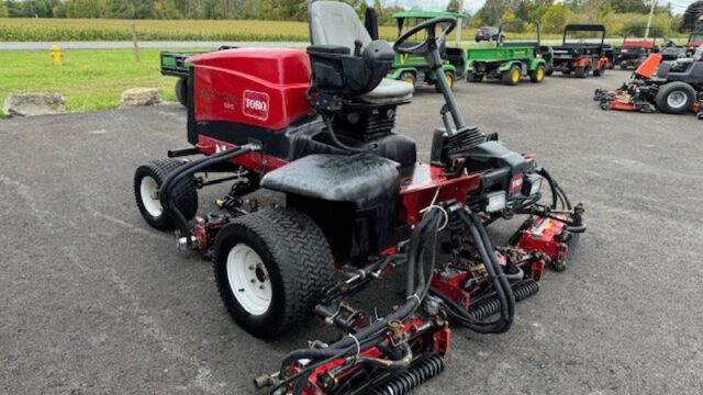 IMG_6246-used-Toro-5210-Reelmaster-Fairway-mower-for-sale-800×600-1
