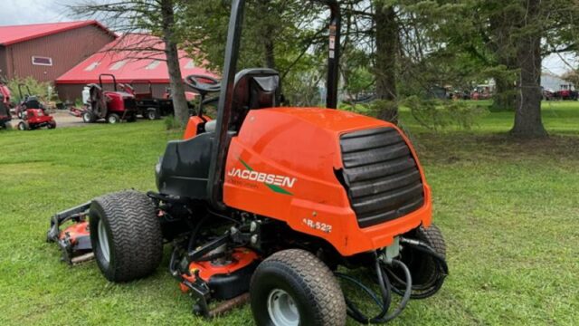 Jacobsen-AR522-Diesel-4WD-Contouring-Mower-3-800×600-1-1
