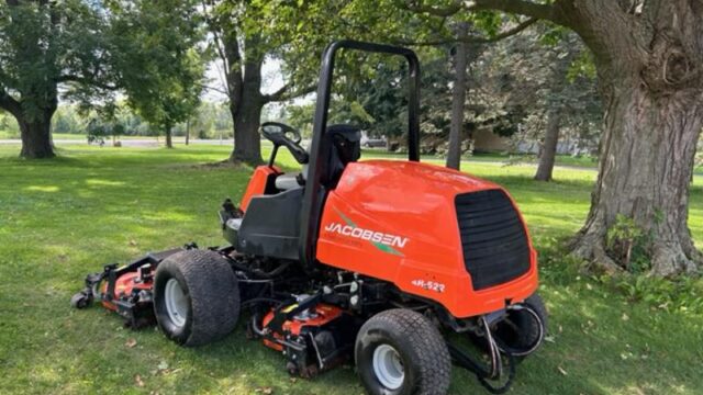 Jacobsen-AR522-Diesel-4WD-Contouring-Mower-3-800×600-1