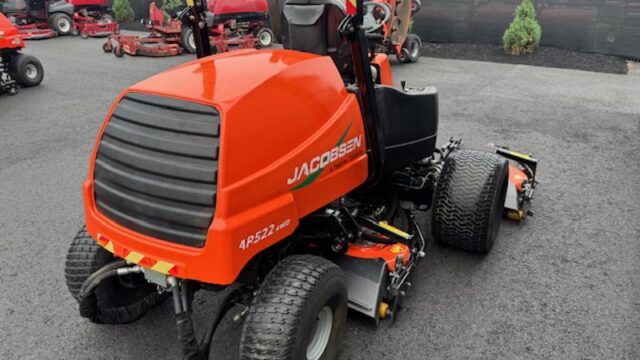 Jacobsen-AR522-Diesel-4WD-Contouring-Mower-5-800×600-1-1