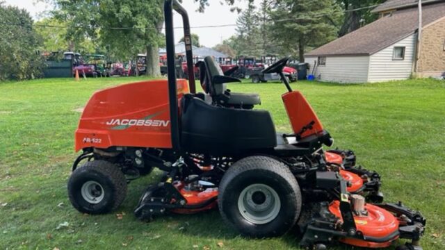 Jacobsen-AR522-Diesel-4WD-Contouring-Mower-8-800×600-1