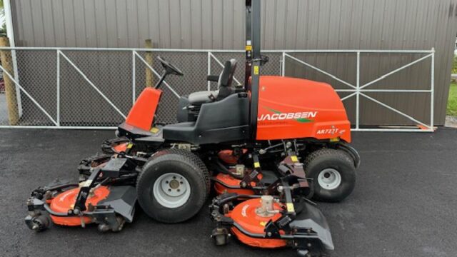 Jacobsen-AR722-Diesel-4WD-Contour-Rotary-Mower-2-800×600-1-1