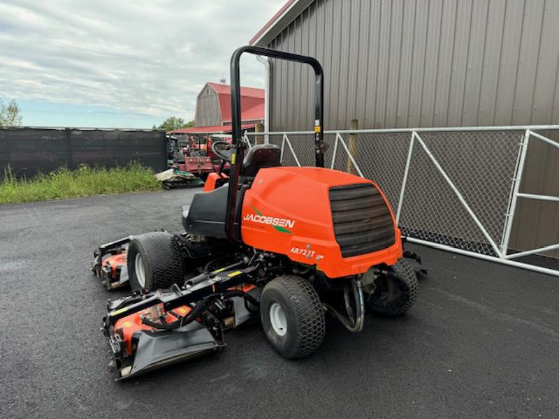 Jacobsen-AR722-Diesel-4WD-Contour-Rotary-Mower-3-800×600-1-1