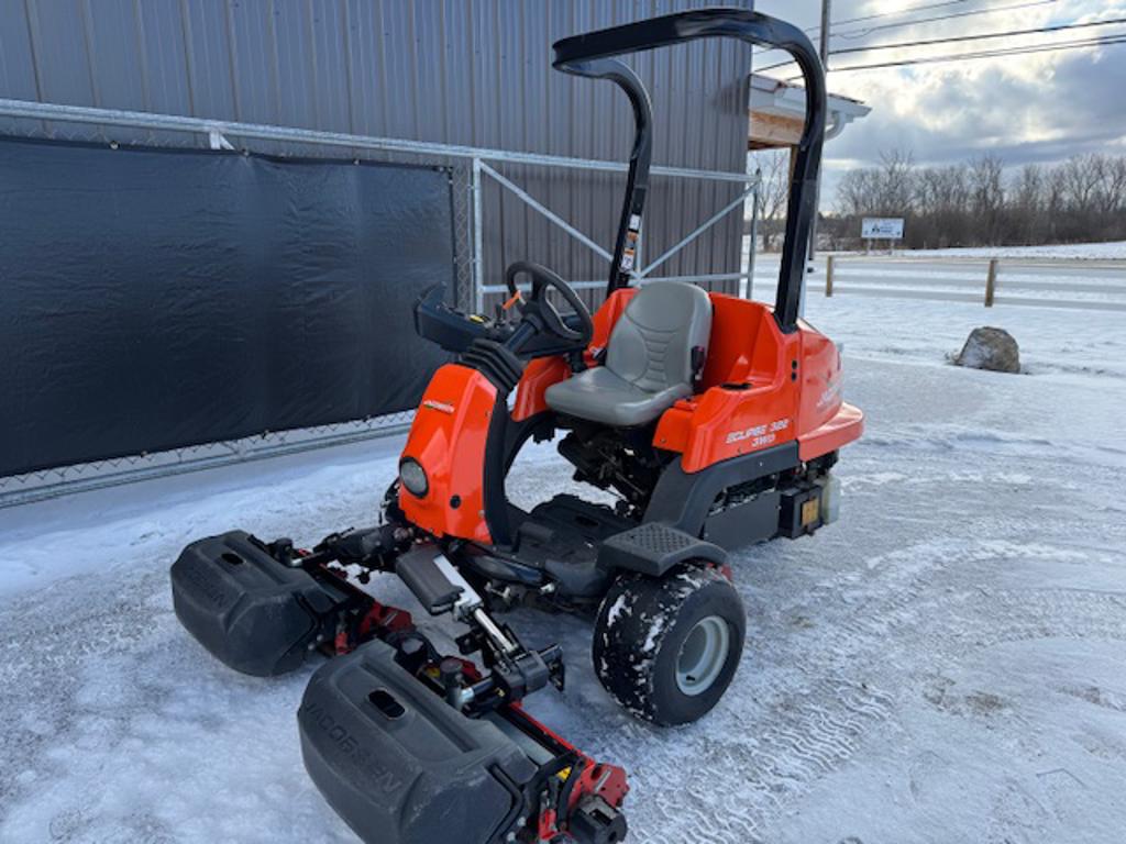 Jacobsen-Eclipse-322-Hydraulic-Free-3WD-Diesel-Riding-Greens-Mower-2-1024×768-1