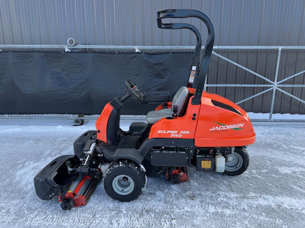Jacobsen-Eclipse-322-Hydraulic-Free-3WD-Diesel-Riding-Greens-Mower-3-1024×768-1