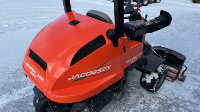 Jacobsen-Eclipse-322-Hydraulic-Free-3WD-Diesel-Riding-Greens-Mower-4-1024×768-1