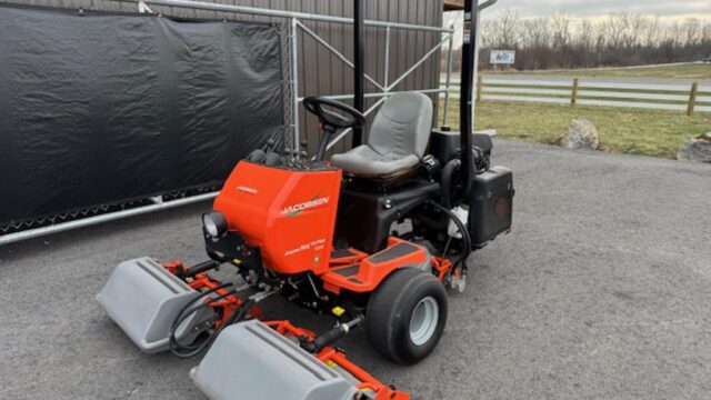Jacobsen-Greens-King-IV-Diesel-Greens-Mower-2-1024×768-1
