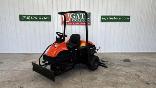 Jacobsen-Groom-Master-II-Diesel-3WD-Bunker-and-Field-Rake-7-800×600-1