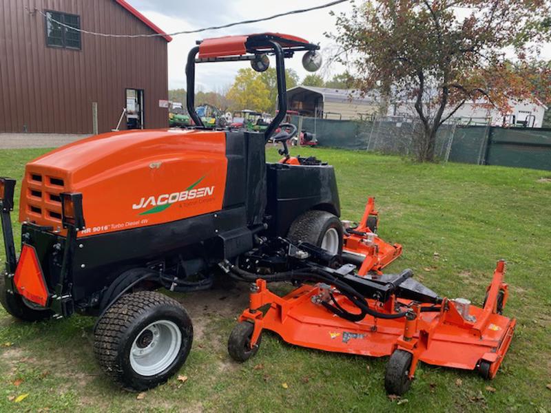 Jacobsen-HR9016-Turbo-Diesel-4WD-Wide-Area-Mower-2-800×600-1-1