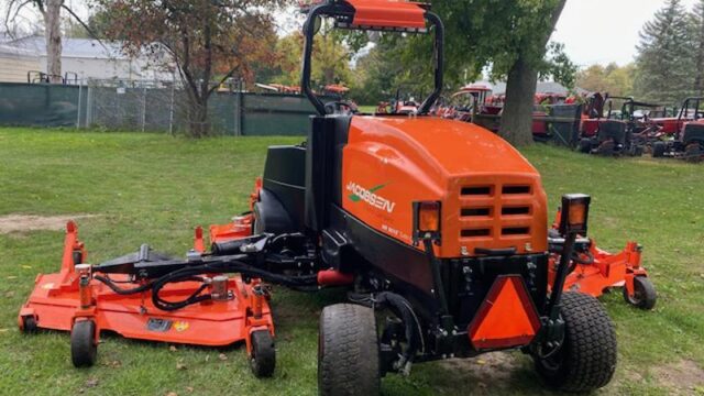 Jacobsen-HR9016-Turbo-Diesel-4WD-Wide-Area-Mower-3-800×600-1-1
