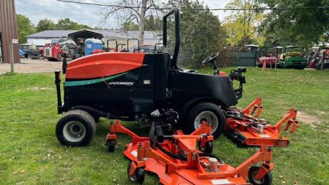 Jacobsen-HR9016-Turbo-Diesel-4WD-Wide-Area-Mower-3-800×600-1