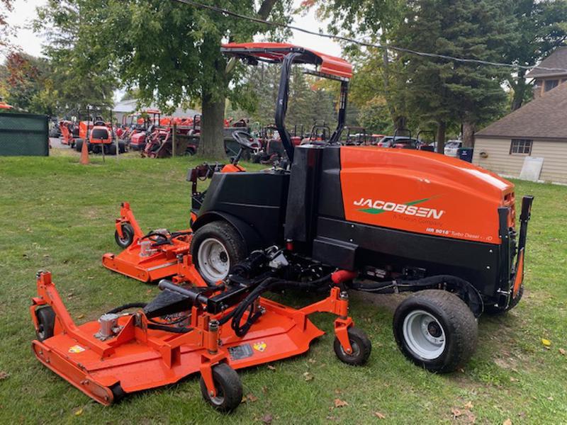 Jacobsen-HR9016-Turbo-Diesel-4WD-Wide-Area-Mower-4-800×600-1-1