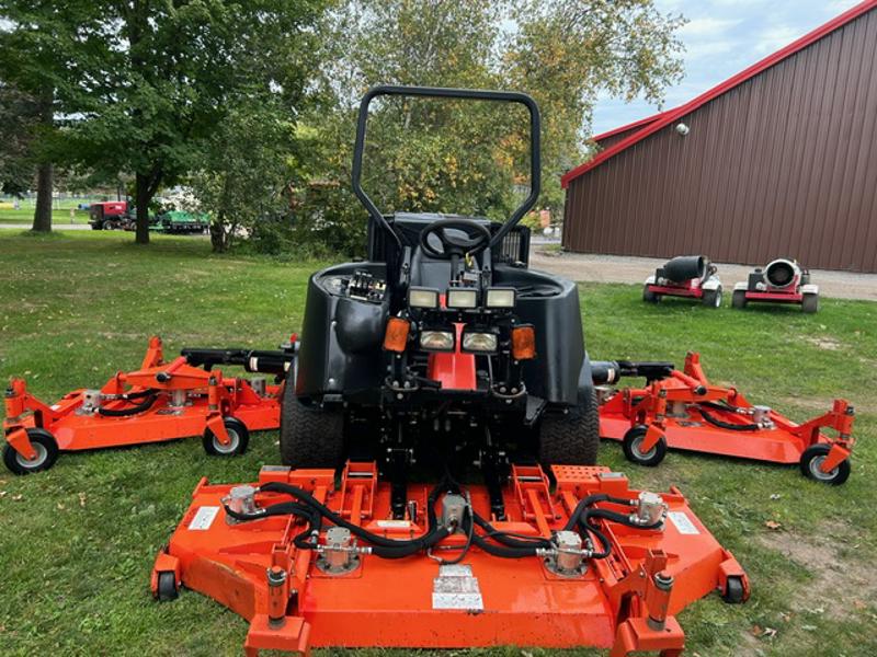 Jacobsen-HR9016-Turbo-Diesel-4WD-Wide-Area-Mower-7-800×600-1