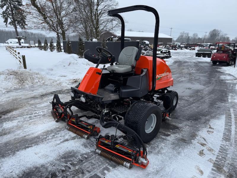 Jacobsen-LF-550-Diesel-4WD-Fairway-Mower-1-800×600-1-1