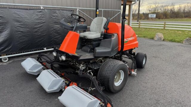 Jacobsen-LF-550-Diesel-4WD-Fairway-Mower-2-1024×768-1