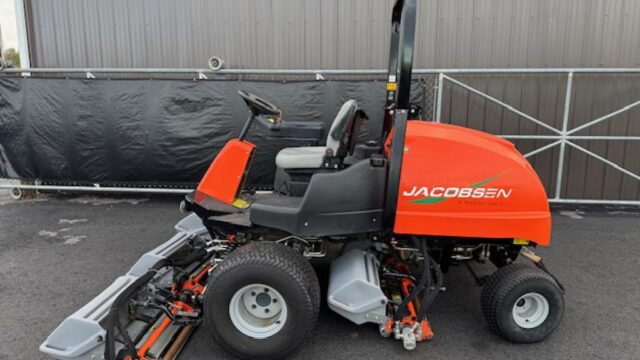 Jacobsen-LF-550-Diesel-4WD-Fairway-Mower-3-1024×768-1