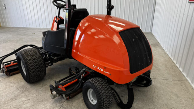 Jacobsen-LF-550-Diesel-4WD-Fairway-Mower-4-800×600-1