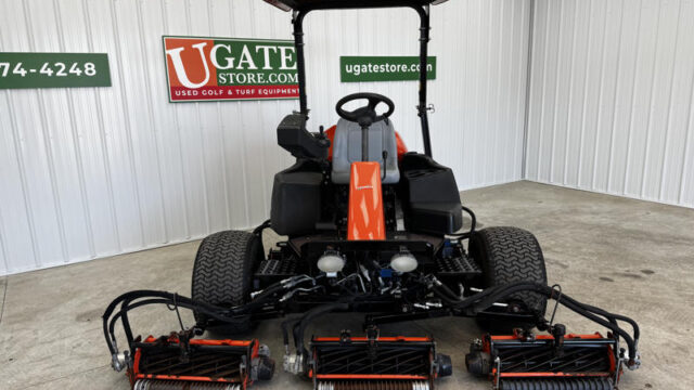 Jacobsen-LF-550-Diesel-4WD-Fairway-Mower-7-800×600-1