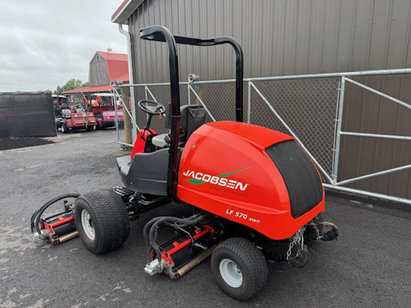 Jacobsen-LF-570-Diesel-4WD-Fairway-Mower-3-800×600-1