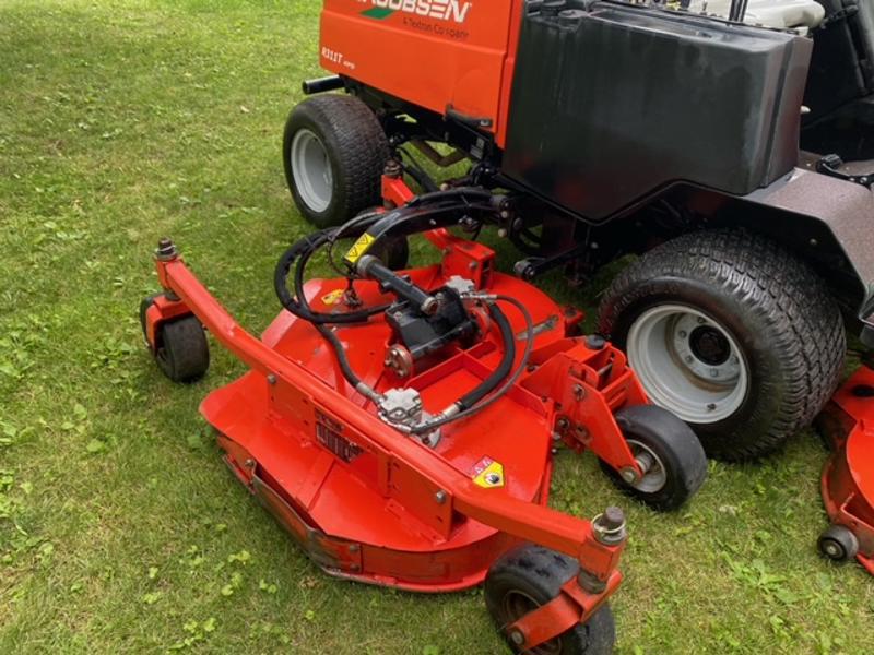 Jacobsen-R311-T-Diesel-4WD-Wide-Area-Mower-8-800×600-1