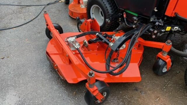 Jacobsen-R311-Turbo-Diesel-4WD-Wide-Area-Mower-6-800×600-1