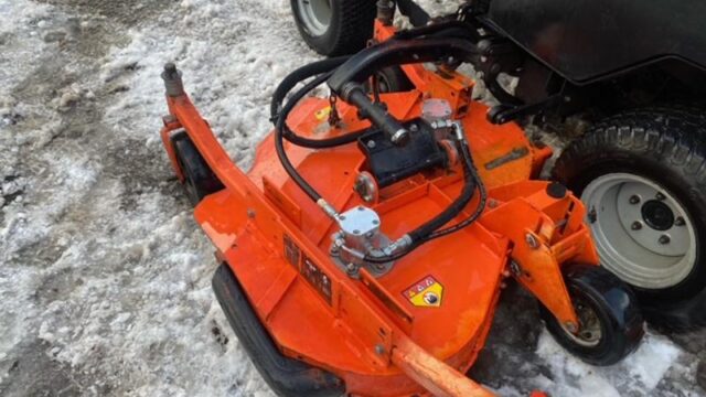 Jacobsen-R311T-Diesel-4WD-Wide-Area-Mower-1-800×600-1