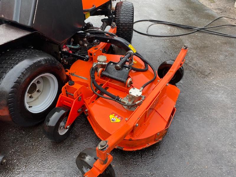 Jacobsen-R311T-Diesel-4WD-Wide-Area-Mower-12-800×600-1