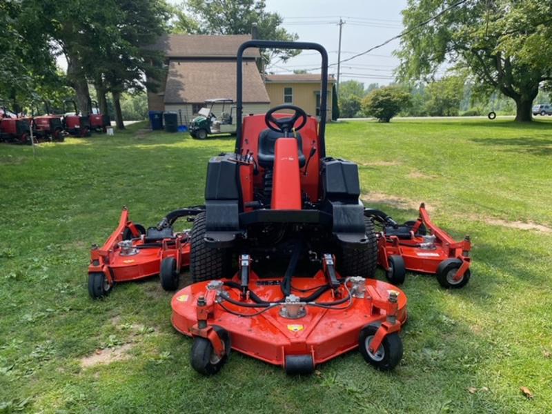 Jacobsen-R311T-Diesel-4WD-Wide-Area-Mower-5-800×600-1-1