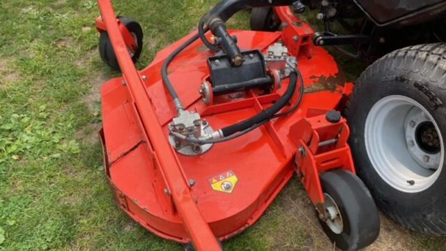 Jacobsen-R311T-Diesel-4WD-Wide-Area-Mower-6-800×600-1-1