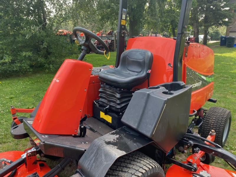 Jacobsen-R311T-Diesel-4WD-Wide-Area-Mower-7-800×600-1-1