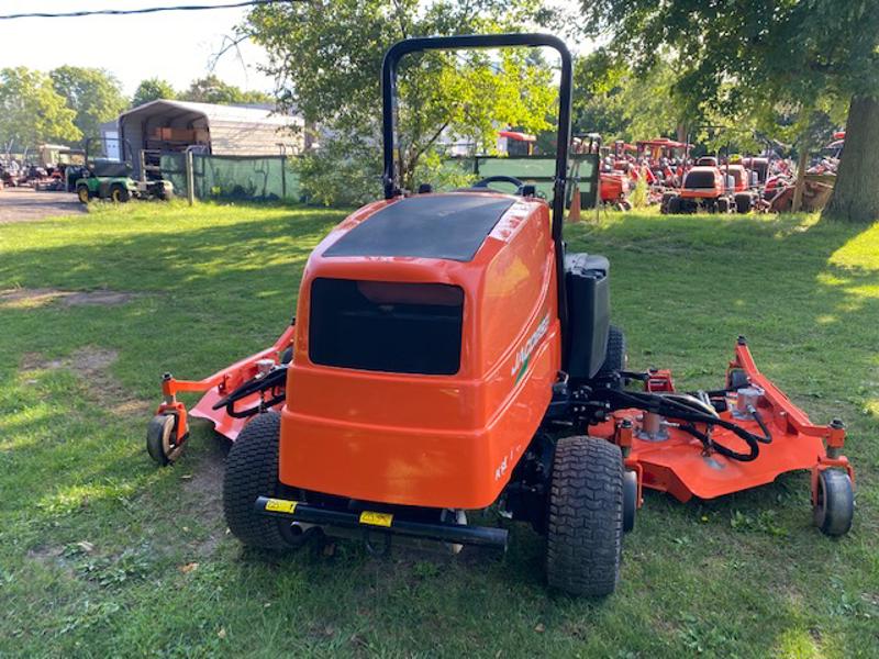 Jacobsen-R311T-Diesel-4WD-Wide-Area-Mower-9-800×600-1-1