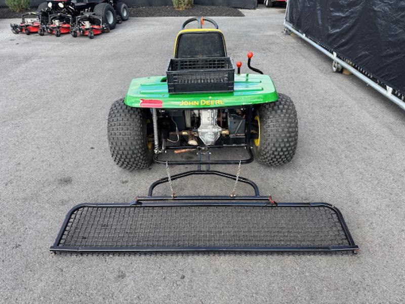 John-Deere-1200A-Bunker-And-Field-Rake-4-800×600-1