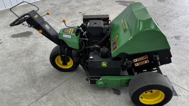 John-Deere-Aercore-800-Walk-Behind-Aerator-1-800×600-1