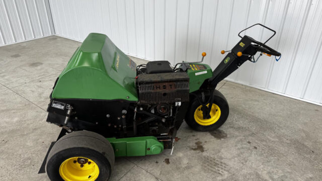 John-Deere-Aercore-800-Walk-Behind-Aerator-2-800×600-1