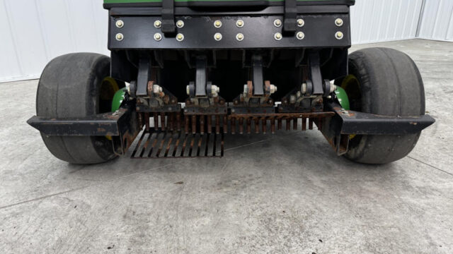 John-Deere-Aercore-800-Walk-Behind-Aerator-3-800×600-1-1