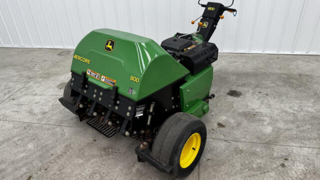 John-Deere-Aercore-800-Walk-Behind-Aerator-4-800×600-1-1