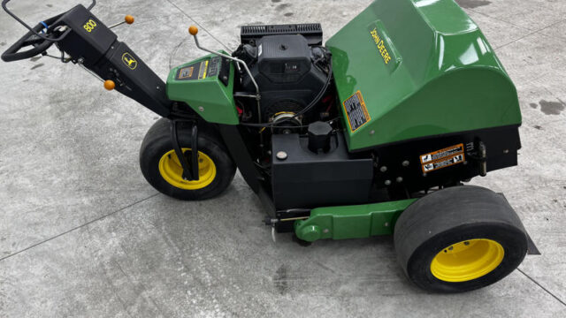 John-Deere-Aercore-800-Walk-Behind-Aerator-6-800×600-1