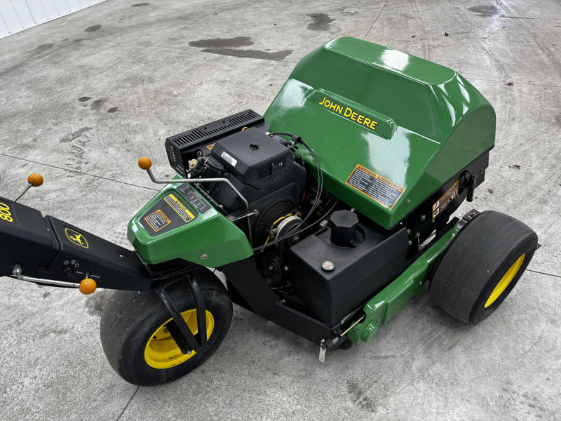 John-Deere-Aercore-800-Walk-Behind-Aerator-7-800×600-1
