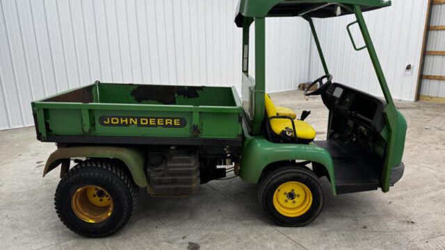 John-Deere-Pro-Gator-2020-Gas-2WD-w_-High-Flow-Hydraulics-8-800×600-1