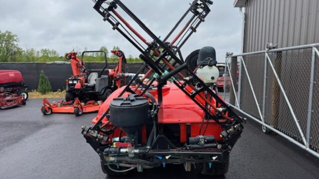 Smithco-Spray-Star-3180-Diesel-Turf-and-Field-Sprayer-4-1024×768-1