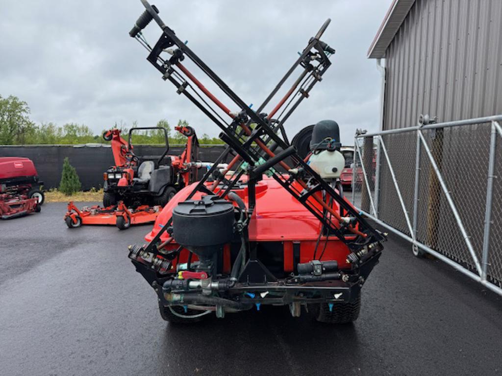 Smithco-Spray-Star-3180-Diesel-Turf-and-Field-Sprayer-4-1024×768-1