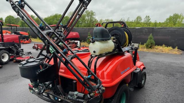 Smithco-Spray-Star-3180-Diesel-Turf-and-Field-Sprayer-5-1024×768-1