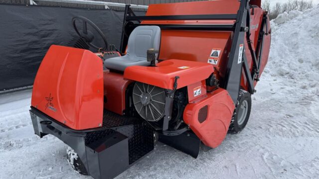 Smithco-Sweepstar-60D-Sweeper-3-1024×768-1