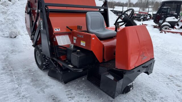 Smithco-Sweepstar-60D-Sweeper-7-1024×768-1