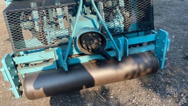 Soil-Reliever-60-Tractor-Mounted-PTO-Driven-Aerator-1-800×600-1